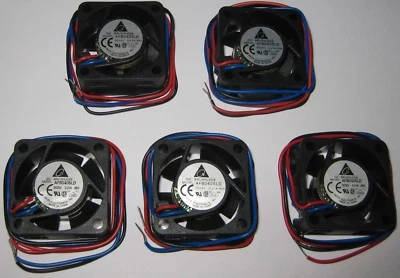 5 x Delta 40 mm - 5 V Fan - 5000 RPM - Delta AFB0405LD - 5V DC - 5.6 CFM - 25 dB - Image 1 of 4