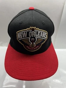 Mitchell & Ness Snapback Cap NBA New Orleans Pelicans Classic Black Red Hat - Picture 1 of 10