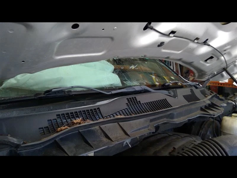 Brazo limpiaparabrisas derecho RAM 1500 2013 2014 2015 2016 2017 2018 1446286 Foto 1 de 4