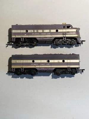 HO Scale Tyco/Mantua Atlantic Coast Line Engine & B Unit 3571 TESTED  (L) - Image 1 of 4