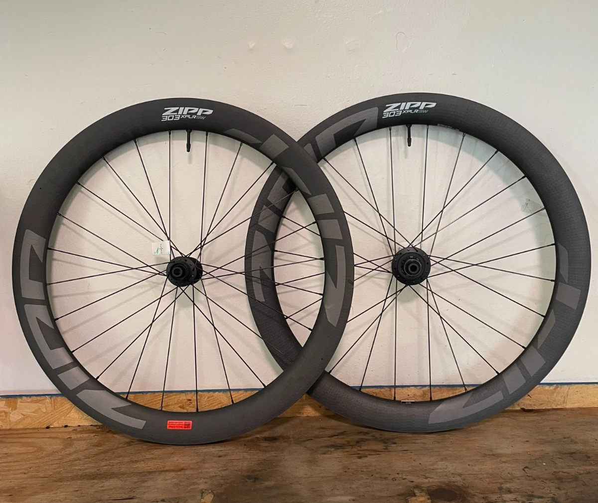くさん専用ZIPP　303　10　SPEED Amazon | ZIPP 303 FIRECREST ブラックデカール チューブラー 10/11S