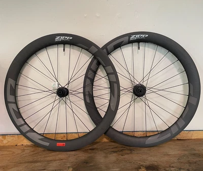 Juego de ruedas Zipp 303 XPLR SW 700c tubeless 12x100/142 mm disco Centerlock XDR grava Foto 1 de 4