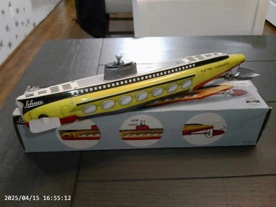 submarino a batería vintege metal/plástico Foto 1 de 4