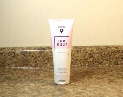 Victoria’s Secret ROSA Urban Bouquet Loción Perfumada Tamaño Completo 8 OZ NUEVO Foto 1 de 3