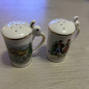 Vintage Schwarzwald Germany Souvenier Beer Stein Ceramic 2”Salt & Pepper Shakers - Picture 1 of 5