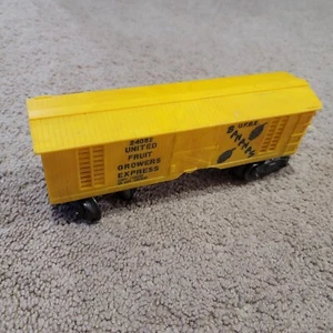 AMERICAN FLYER S GAUGE 24052 UNITED FRUIT GROWERS EXPRESS REEFER  - Picture 1 of 5