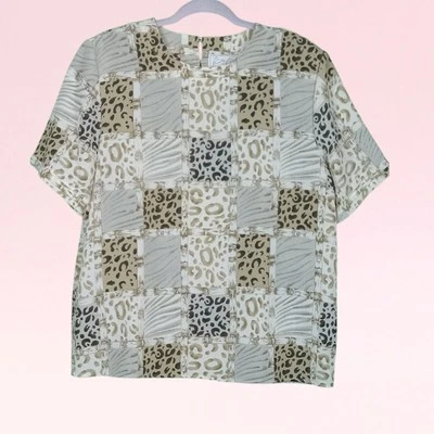 Cathy Che Animal Print Short Sleeve Blouse Woman's Size Large - Image 1 of 4