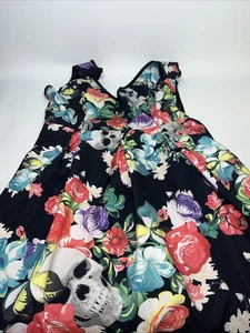 Hot Topic IRON FIST Roaming Heart Dress Flower Skull Punk Gothic Size M - Picture 1 of 4