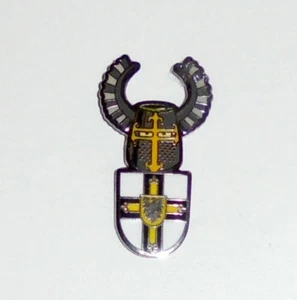 Casco Águila Caballero Teutónico Medieval Cruzadas Batalla Escudo de Guerra Santa Pin Húsar - Imagen 1 de 3