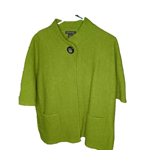 Vintage Tally Ho Wool poncho style cape with sleeves  and 2 front pockets,  Lg - Picture 1 of 3