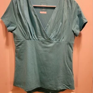 Light Blue Lined Workout Short Sleeve Top Large - Picture 1 of 6
