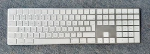 Apple Magic A1843 Wireless Keyboard Quiet Keys QWERTY (Standard) Numeric Keypad - Photo 1/2