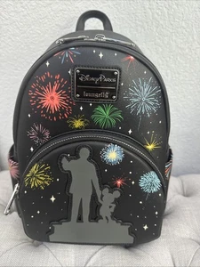 Disney 100 Loungefly Lights Up Partners Rucksack Feuerwerk Walt & Mickey Mouse - Bild 1 von 11