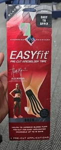 Cinta de kinesiología Mueller Easy Fit, patrones precortados para arco, negra, 3 unidades - Imagen 1 de 3