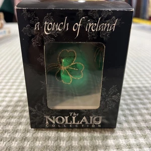 Trébol de vidrio Blarney bola adorno colección Nollaig A Touch of Ireland - Imagen 1 de 8