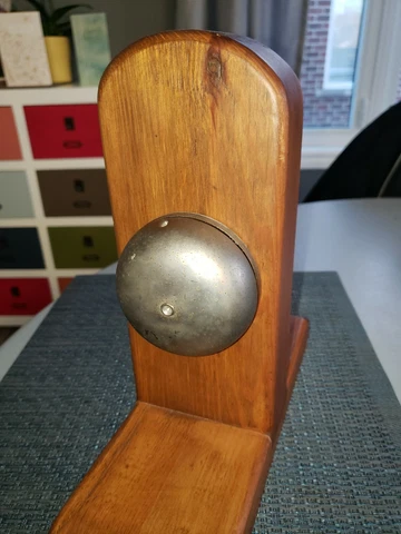 Antique mechanical door bell, complete and functional, brass handle and plate Cover
