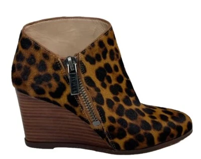 Bota de grife 1.State Kaleb Leopard tornozelo cunha média 6M 1/2/37 - Imagem 1 de 4