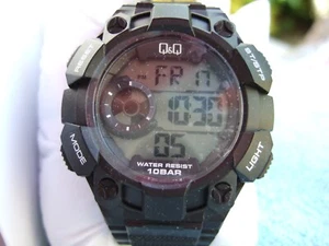New In Box Q&Q by Citizen Men's M176J001Y 100m 10 Bar LCD Alarm Chrono Watch! - Picture 1 of 9