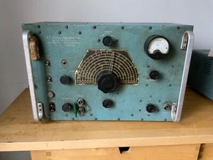 PYE R.F. SIGNAL GENERATORN 940006 - Picture 1 of 1