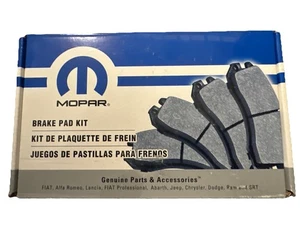 Mopar Genuine OEM Rear Brake Pad Set for 2002-06 Freightliner Sprinter 2500 3500 - Picture 1 of 4