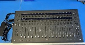 Avid S3 16 Fader Control Surface Mint - Picture 1 of 4