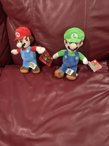 Peluche Mario y Luigi Good Stuff Super Mario Bros. 2024 nuevo con etiquetas - Imagen 1 de 2