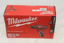 NEW Milwaukee 2407-22 M12 12v Li-Ion Cordless 3/8" Drill Driver Kit w/ Batteries