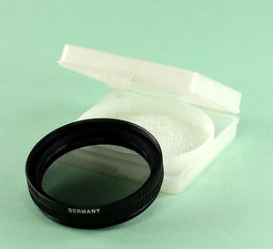 Leica Filter #13357 Cirl Polarizing 55 mm screw-in in plastic container - Picture 1 of 2