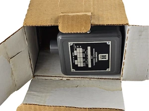 Honeywell S43A 1037 Sail Switch, 4.5IN X 5IN Flat Sail, S43A1037 NEW - Picture 1 of 3