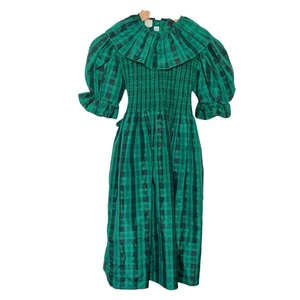 VIVE LA FETE Green Plaid Fine Hand  Smocked Holiday Church Dress Size 8 VTG - Picture 1 of 10