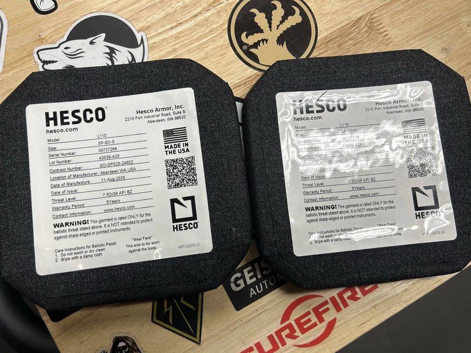 Juego de placas laterales curvas ligeras 6x6 Hesco L110 Foto 1 de 1