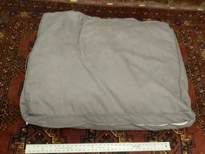 Funda de cama Molly Mutt enorme para perro 36”x45”x5’’’ Foto 1 de 4