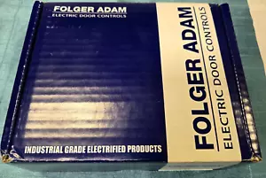 Golpe de controles de puerta eléctricos HES Folger Adam con kit opcional de placa frontal serie 700 - Imagen 1 de 8