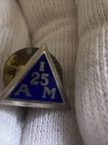 IAM 25 Years International Association Machinists Pin Pinback by Bastian - Picture 1 of 9