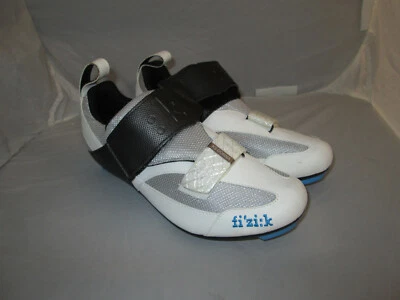 Zapato de ciclismo Fi'zik para mujer - K5 blanco plateado NUEVO zapato de triatlón - 2 correas Foto 1 de 4