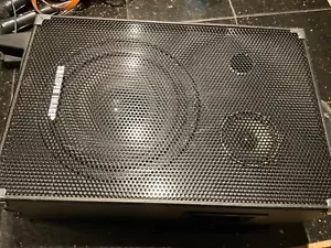 Sharper Image Model SB 1030 Wireless Speaker with Party Light and Mics- Z24 - Picture 1 of 8