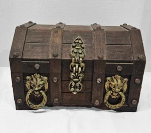 Wooden storage box dark academia lion head design studded gothic - Picture 1 of 14
