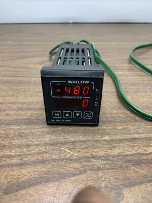 Watlow 965 Series 965A-3CD0-0000 Temperature Controller  - Image 1 of 4