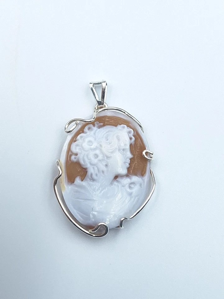 CIONDOLO IN ARGENTO 925% CON CAMMEO SARDONICO, DONNA PLACCATO ORO BIANCO 18KT - Immagine 1 di 4