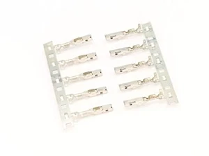 Set: 10x 7116-4102-02 Yazaki Terminal Block Female YESC FEM 1.5MM SLD - Picture 1 of 1