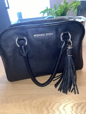 Michael Kors Bedford Medium Tassel Leather Satchel Black 35T7SBFS2T Handbag - Image 1 of 4
