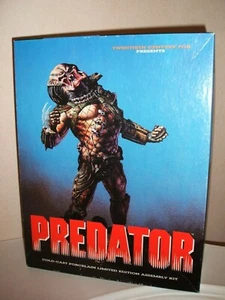 DARK HORSE PREDATOR COLD CAST MODEL 1000 WORLDWIDE UNMADE HIGH GRADE BOX  RARE  - Picture 1 of 12