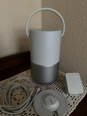 Altavoz inteligente portátil para el hogar Bose blanco - Imagen 1 de 4