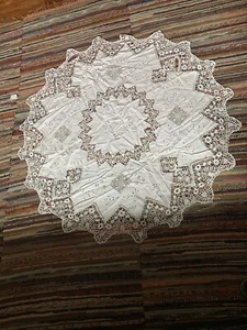 antique table cover round 46”d White Linen Brussels Lace Heart Net Lace Insets - Picture 1 of 15