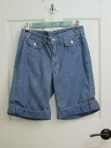 Riders Jean Shorts Womens Size 6 Waist 29 Cuffed Button Pockets 52-23441 - Picture 1 of 4