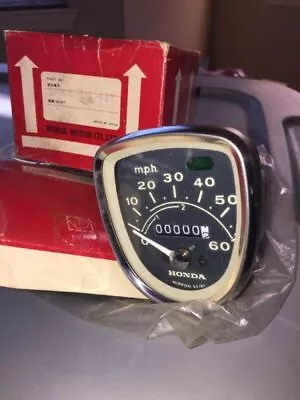 Nuevo de Lote Antiguo Honda C90 SL90 1967-1969 OEM Velocímetro Genuino Speedo 37200-046-601 Foto 1 de 4