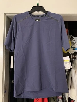 $90 Nike Tech Pack Hombre Manga Corta Camiseta para Correr Pequeña Bv5713-557 Púrpura Azul Foto 1 de 4