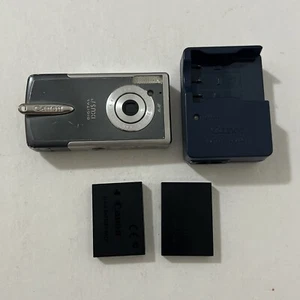 Canon Digital Camera IXUS i5 5.0MP Gray - Tested & Works - Picture 1 of 9