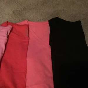 T-shirt New York & Co (6) verde, rosa, nero, corallo, blu, rosso, ottime condizioni spedizione gratuita - Foto 1 di 9