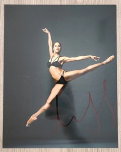 Misty Copeland Signed 8x10 Photo American Ballet Dancer Auto RAD - Picture 1 of 2
